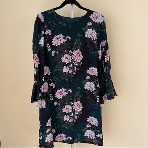 Club Monaco Bell Sleeve Sanai Dress